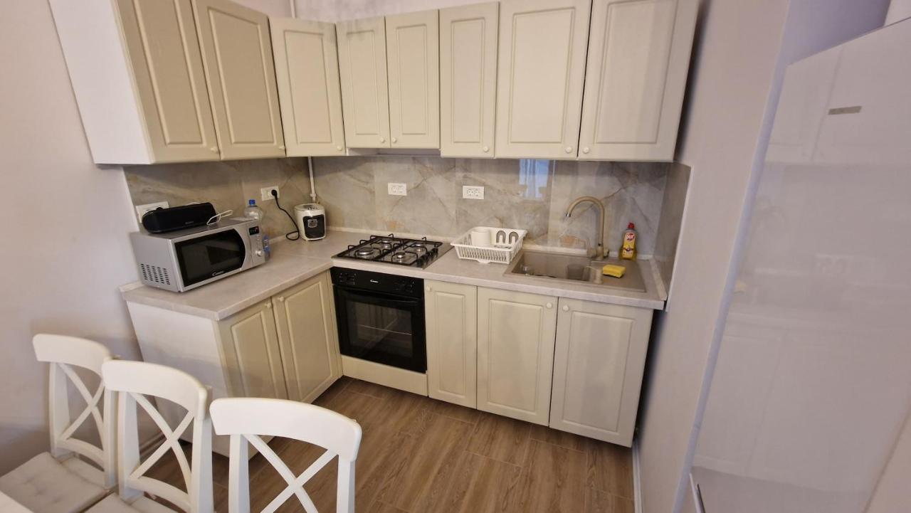 Uvs Central Luxury Apartment Gran Varadino Esterno foto